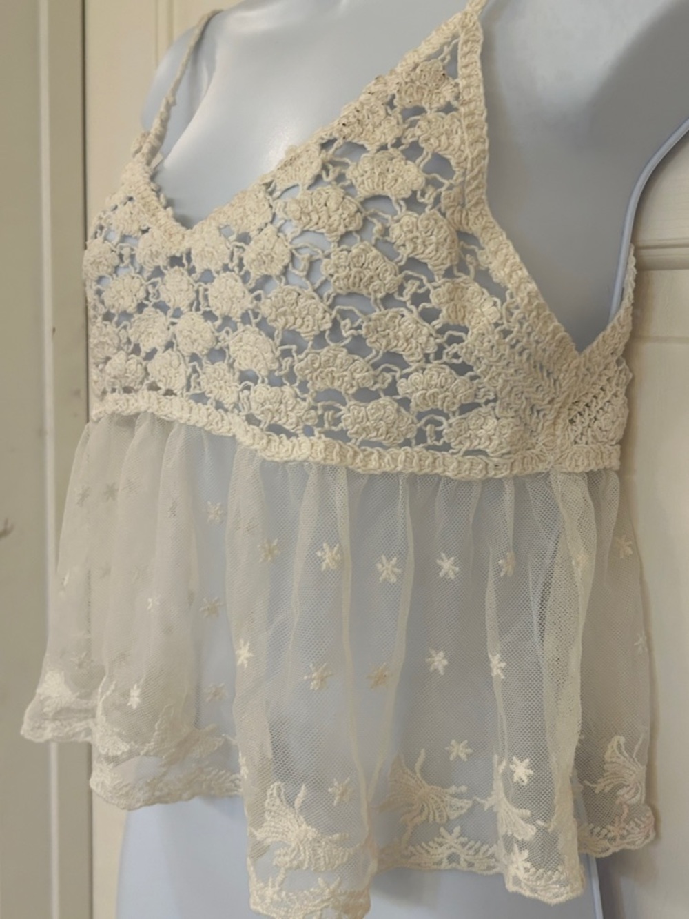 Boho Chic Crochet Knit & Embroidered Star Mesh Babydoll Cami Top Cream/Ivory SM - Picture 5 of 11